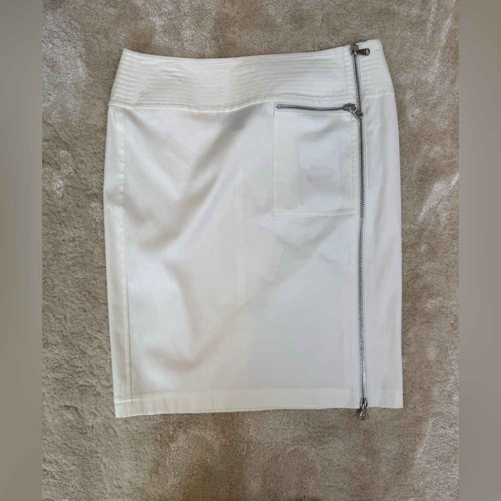 Ralph Lauren White Zippered Pencil Skirt
